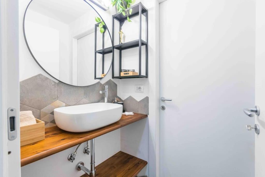 Hollywood Housein The Heart Of Turin Apartment Luaran gambar